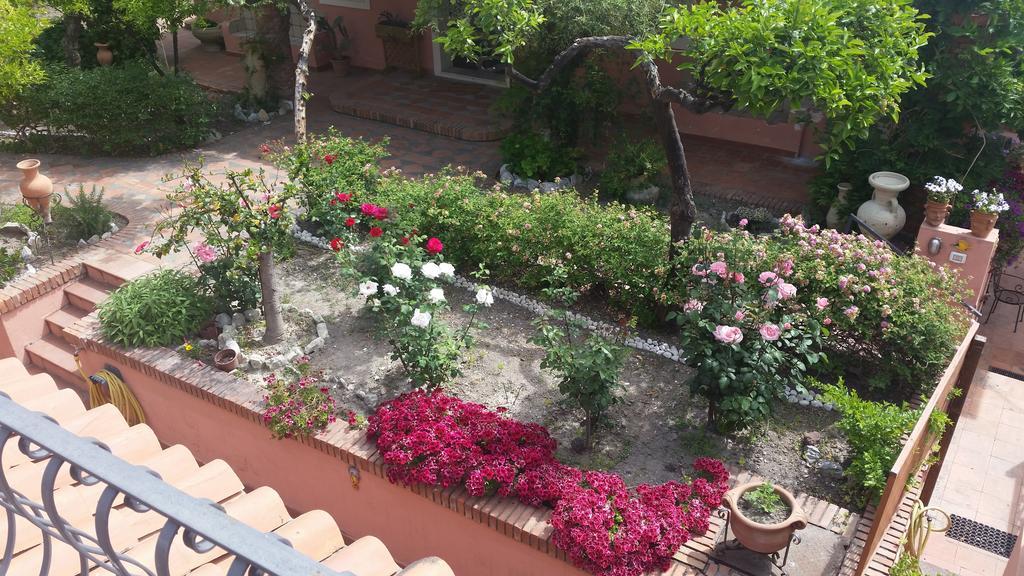 Villa Carmelas تاورمينا المظهر الخارجي الصورة