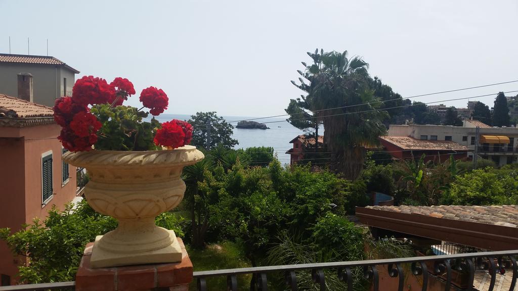 Villa Carmelas تاورمينا المظهر الخارجي الصورة