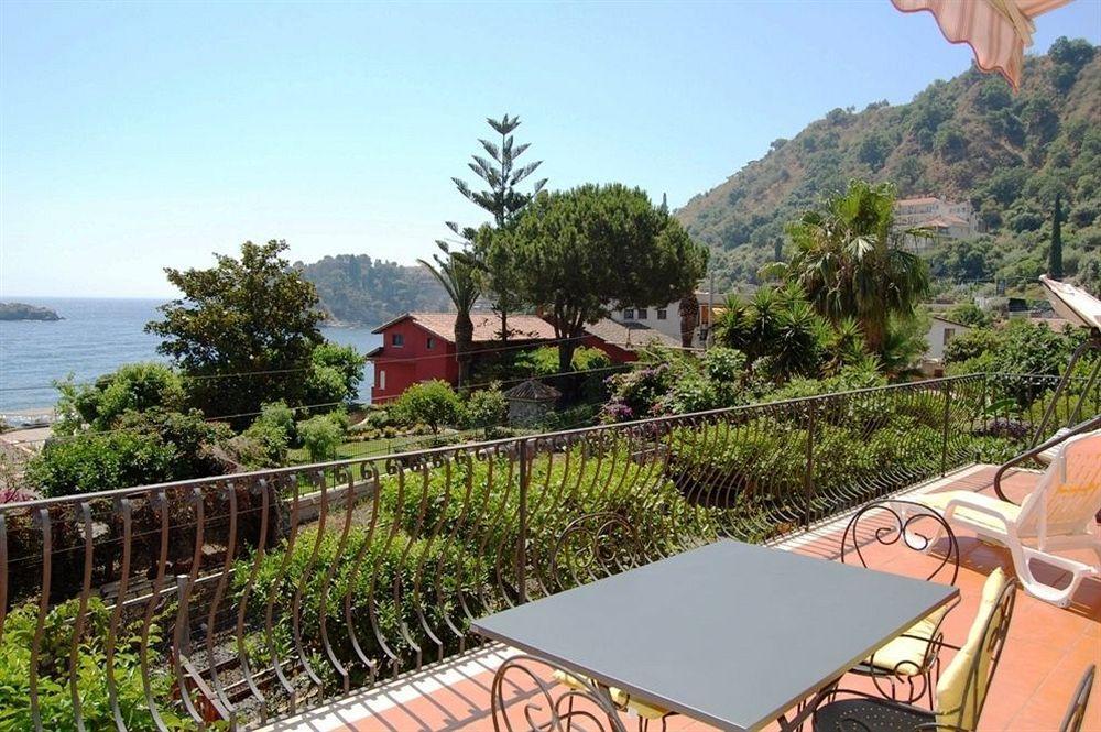 Villa Carmelas تاورمينا المظهر الخارجي الصورة