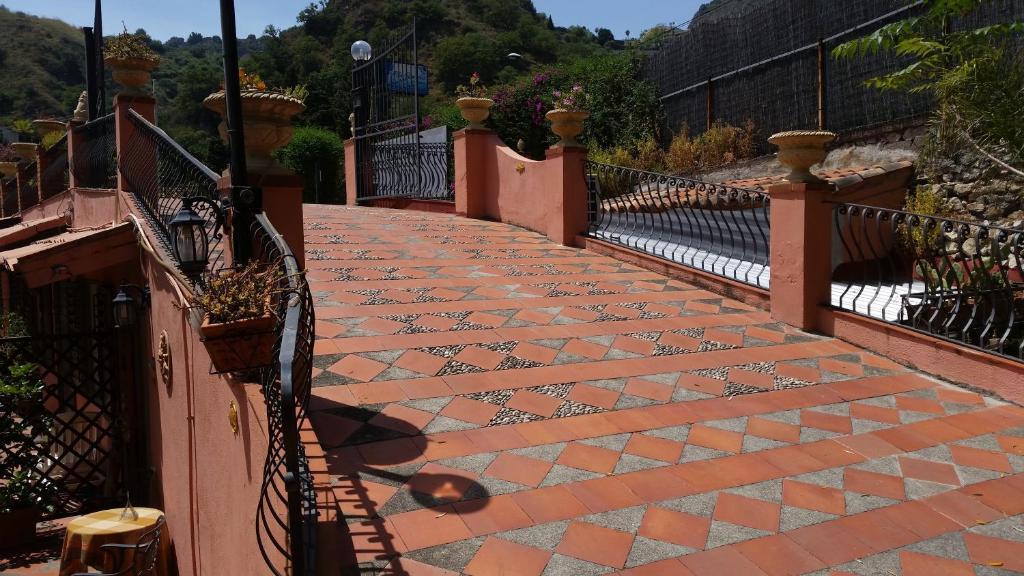 Villa Carmelas تاورمينا المظهر الخارجي الصورة